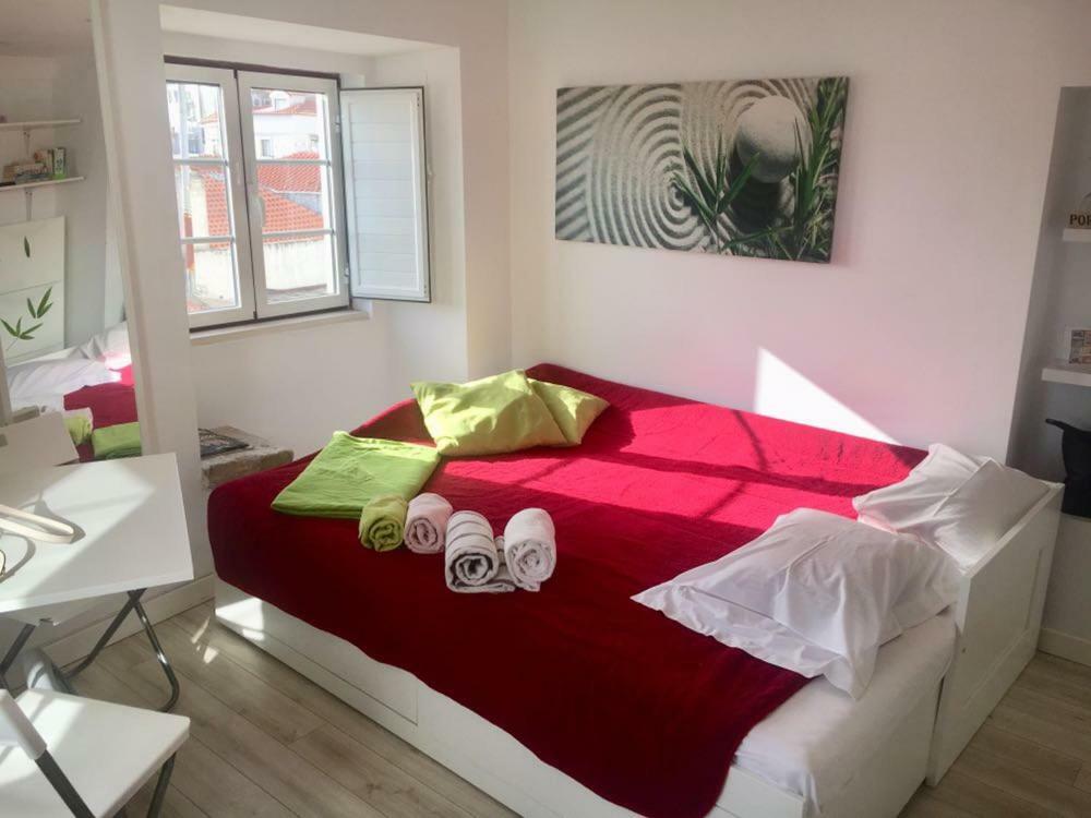 Pequeno Hostel Studio Лісабон Екстер'єр фото